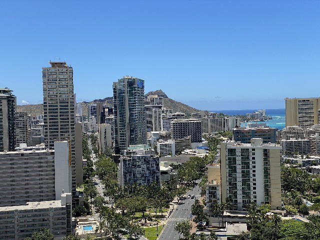 Building Photo - 1925 Kalakaua Ave