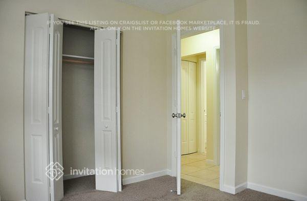 Building Photo - 7714 SW 6th Ct