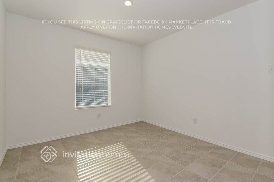 Building Photo - 1418 Cherrybark Dr