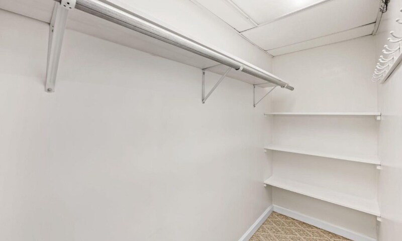 Building Photo - 3303 Foster Ave