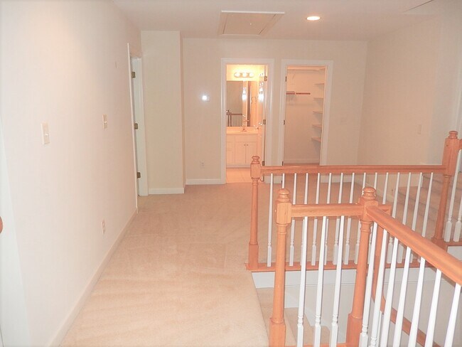 Building Photo - 7369 Fontana Ridge Ln
