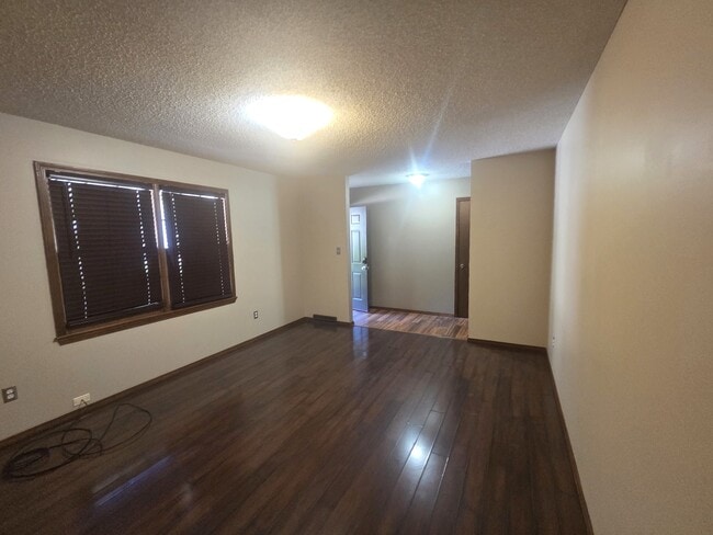 Building Photo - 2065 S Wellington Ave