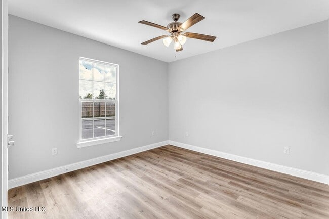 Building Photo - 12088 Lamey Brg Rd