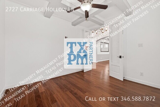 Building Photo - 2727 Carriage Hollow Ln