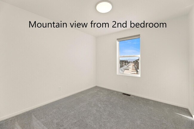 Building Photo - Beautiful New Build 3 Bed, 3 Bath Home in ...