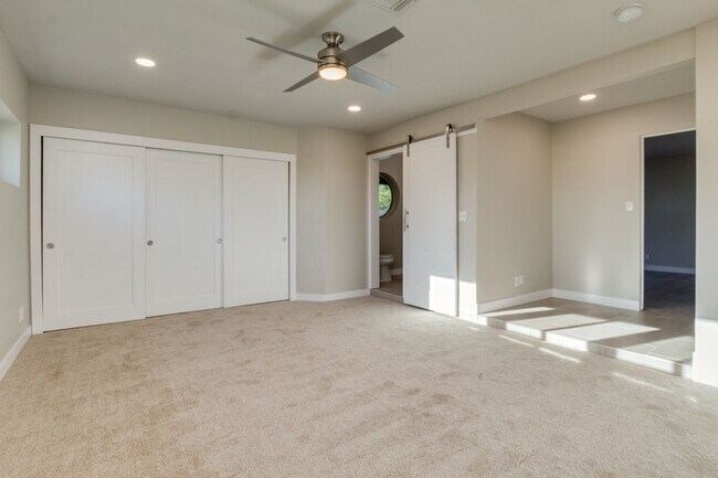Building Photo - 4 Bedroom, 3 Baths, includes 2 Master Suites Just 1-Mile from ASU