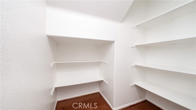 Building Photo - 5916 Wilshire Dr