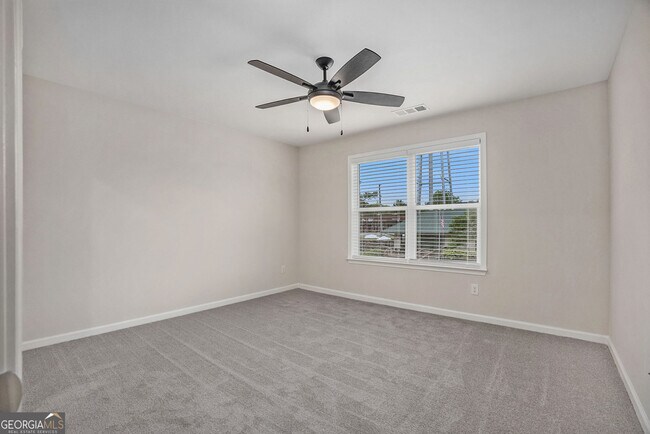 Building Photo - 149 Hosch St