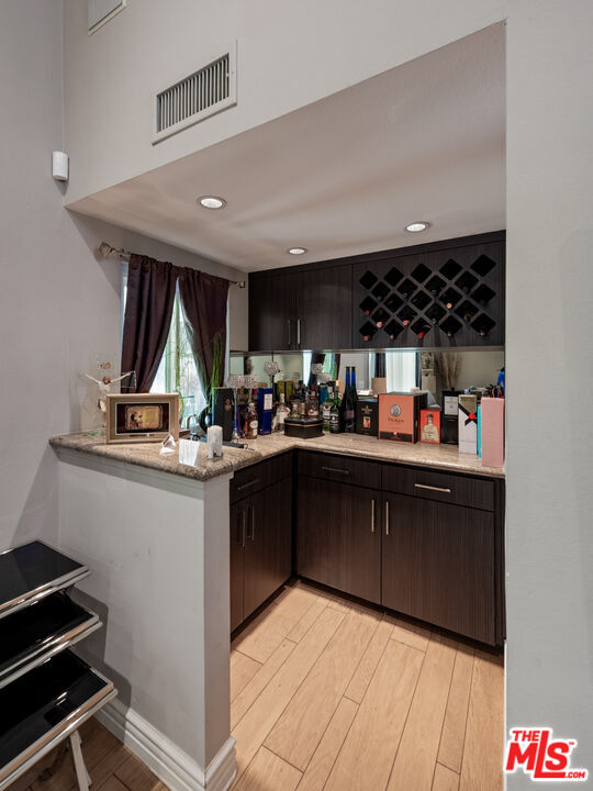 Building Photo - 8730 Sari Ave