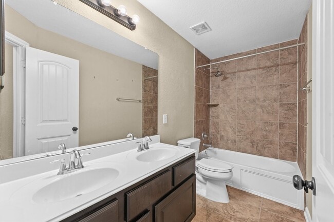 Building Photo - 22403 Pebble Falls Ln