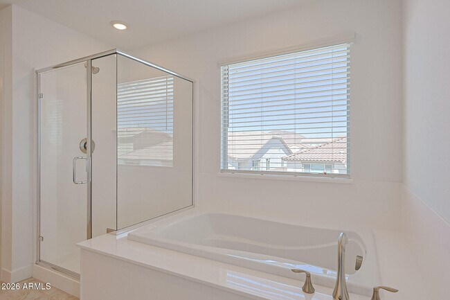 Building Photo - 14792 W Smoketree Dr