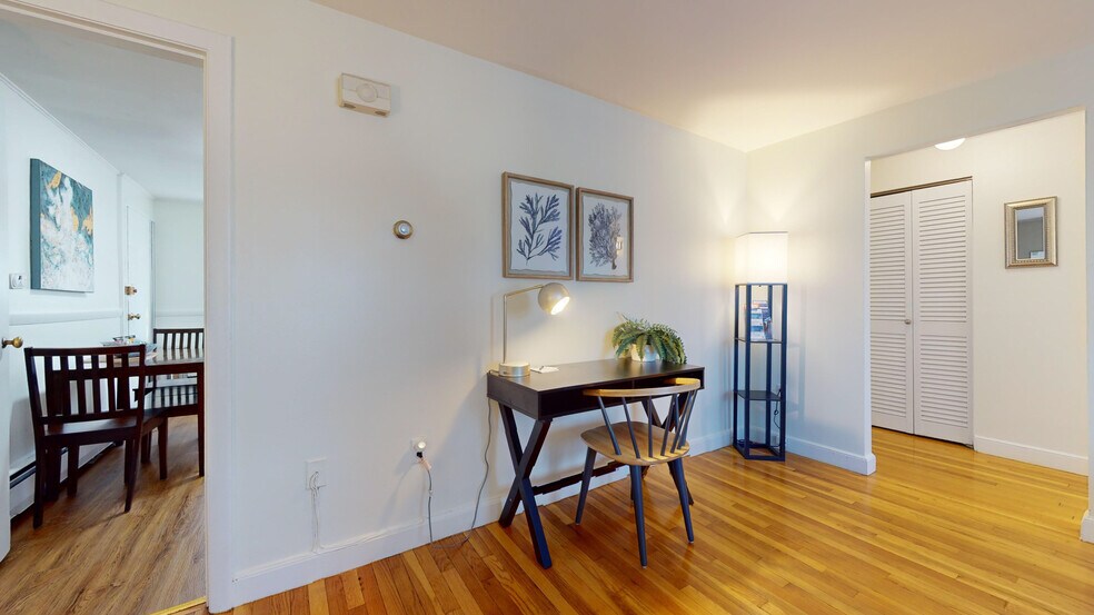 Building Photo - 99 Chestnut St