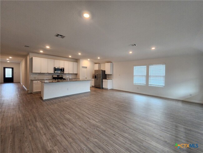 Building Photo - 414 Fairy Duster Dr