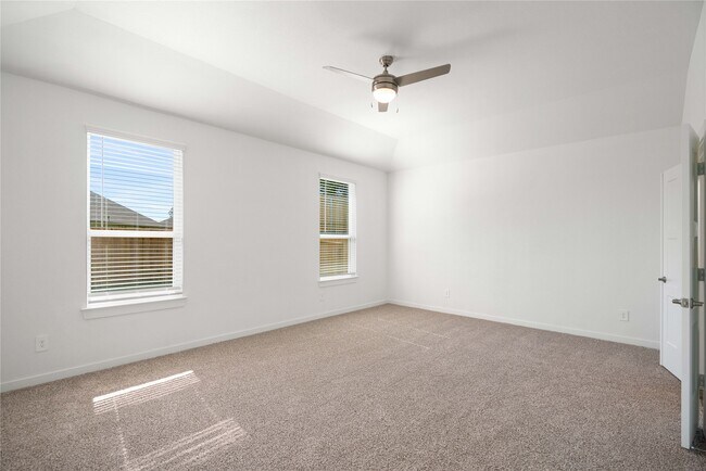 Building Photo - 13325 Big Sky Ct