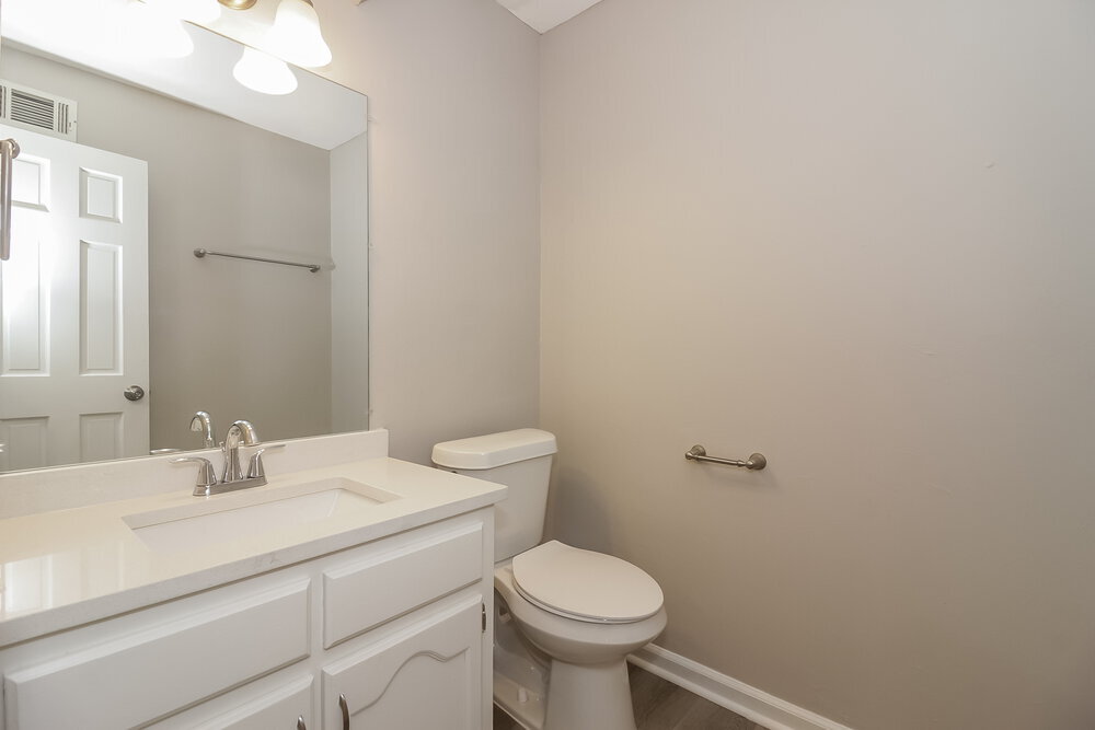 Building Photo - 795 Carianne Cove