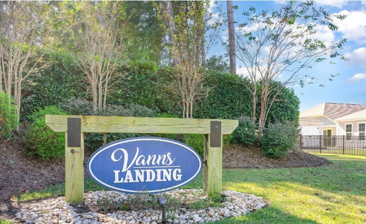 Building Photo - 905 Mildred Ct