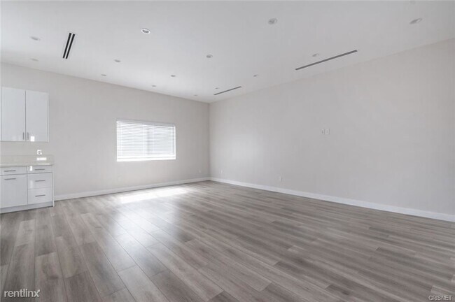 Building Photo - 3 br, 2 bath House - 8684 Haddon Avenue