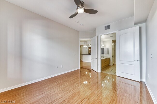 Building Photo - 62 E Serene Ave