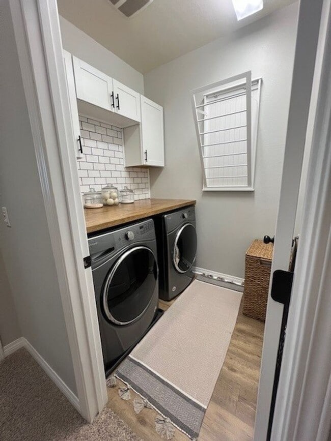 Building Photo - Coastal living in Bayside landing - 2 stor...