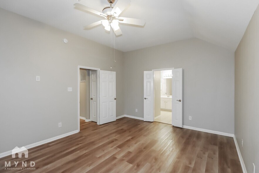 Building Photo - 11107 Wortham Gate Dr