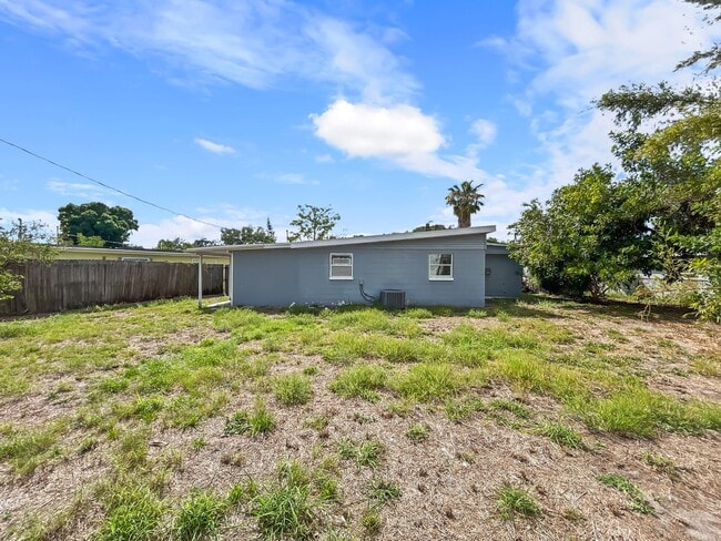 Building Photo - Updated Beautiful Rental Home in Seminole – Great Location!  4bed|2bath