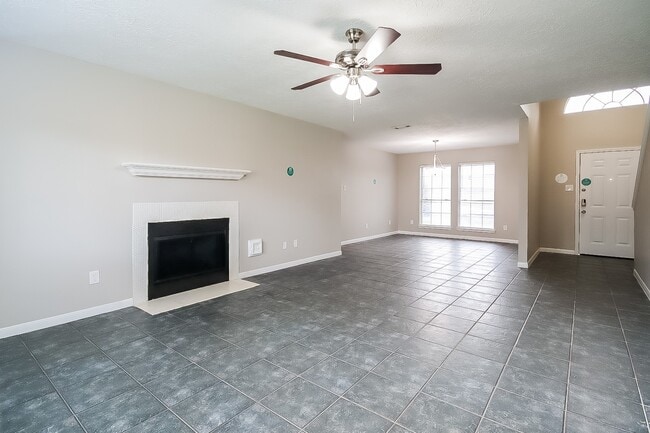 Building Photo - 28710 Sedgefield St