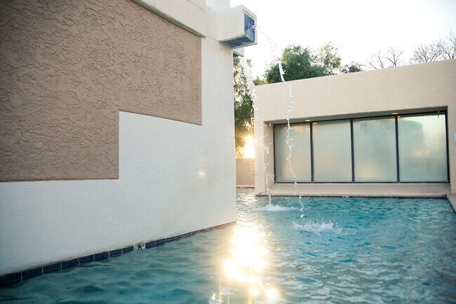 Building Photo - 7607 E Callisto Cir