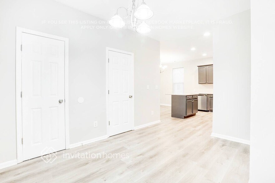 Building Photo - 1804 Laurel Green Way