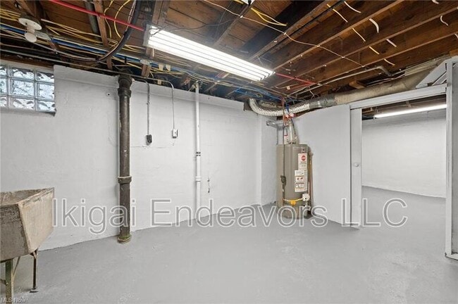 Building Photo - 3613 Cummings Rd