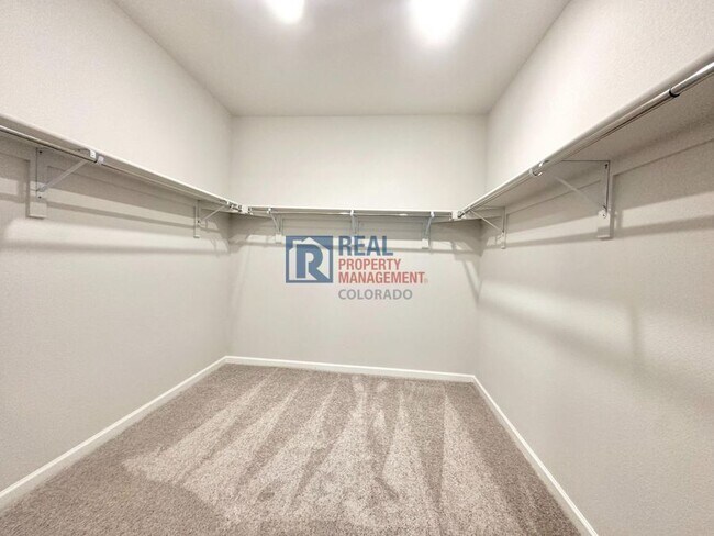 Building Photo - 1336 Brookfield Pl