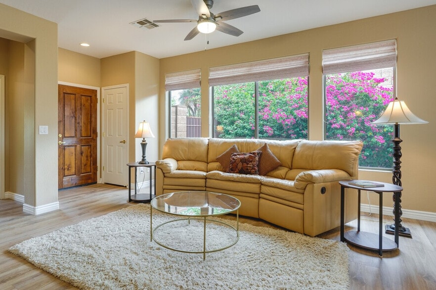 Building Photo - 2501 W Myopia Ct