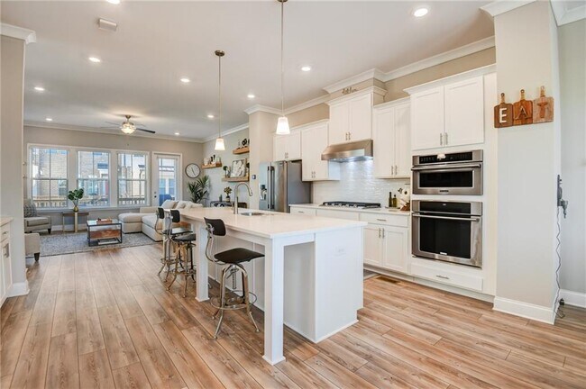 Building Photo - 3768 Duke Center Way