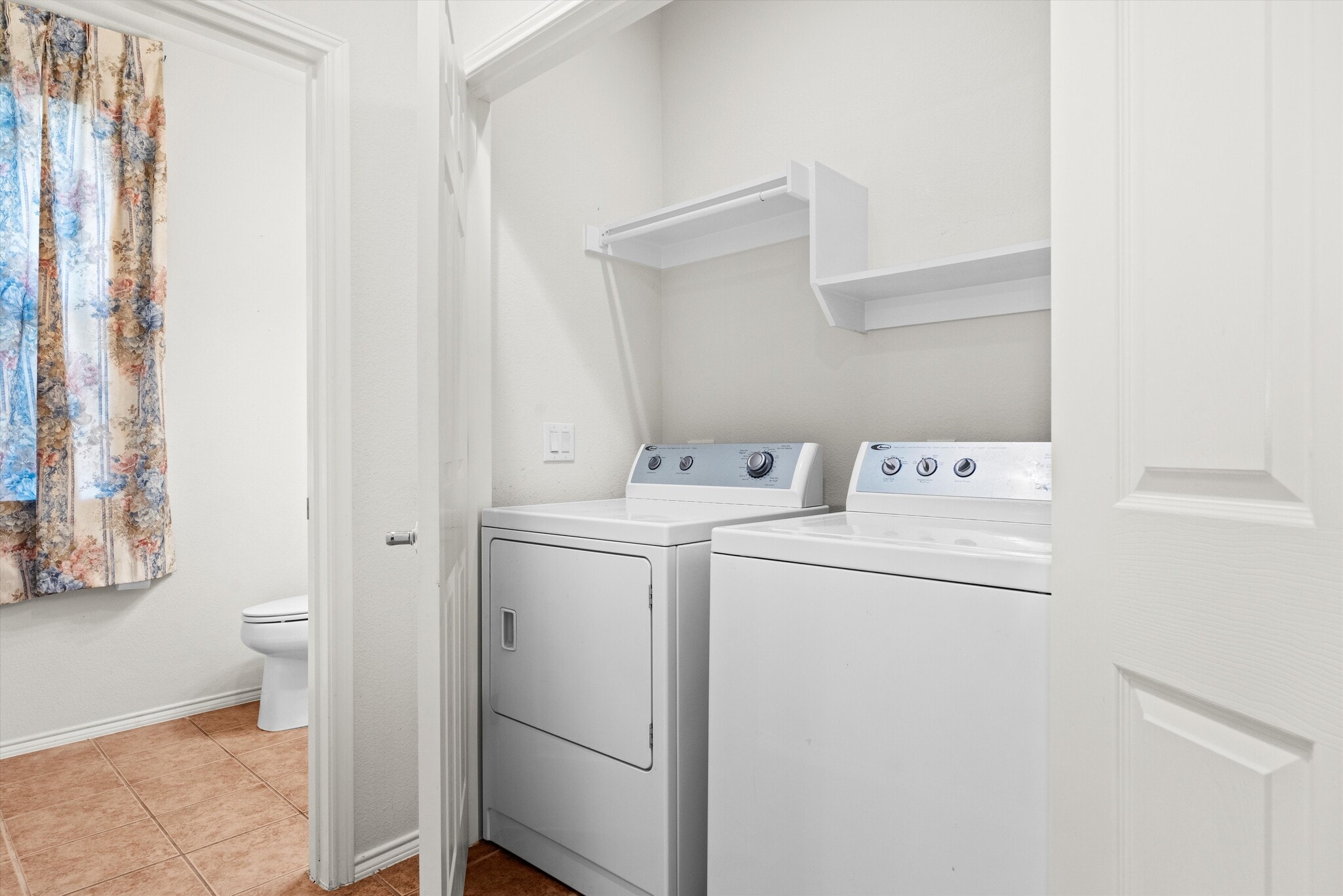 Ulilty room - 2725 Hyde Park Dr