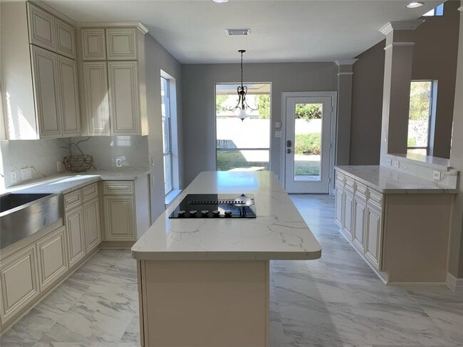 Building Photo - 5423 Montbury Ln