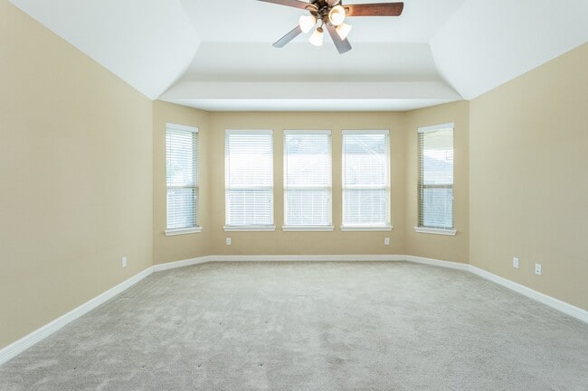 Building Photo - 7810 Deep Green Dr