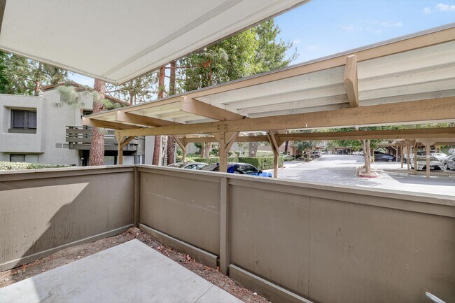 Building Photo - 2 Spacious Bedroom Diamond Bar Condo for L...
