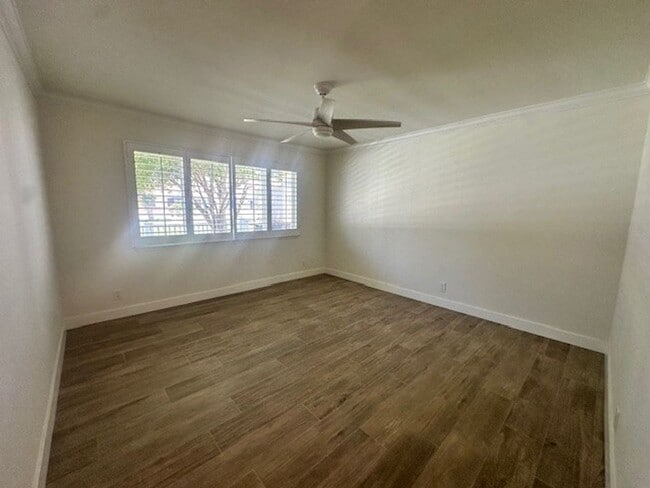 Building Photo - Stylish Camarillo Retreat for Lease