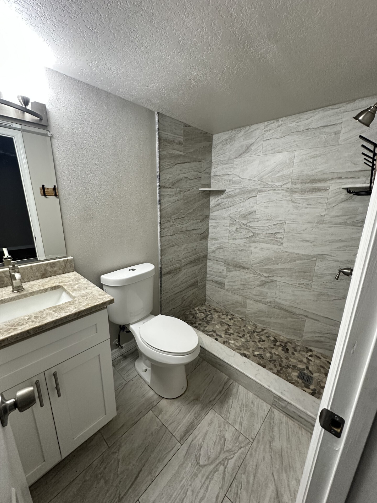 Bathroom - 5541 Bay Blvd