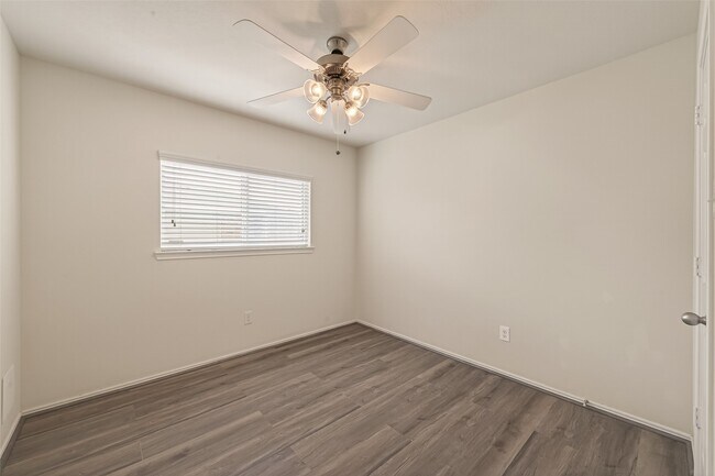 Building Photo - 6814 Anson Point Ln