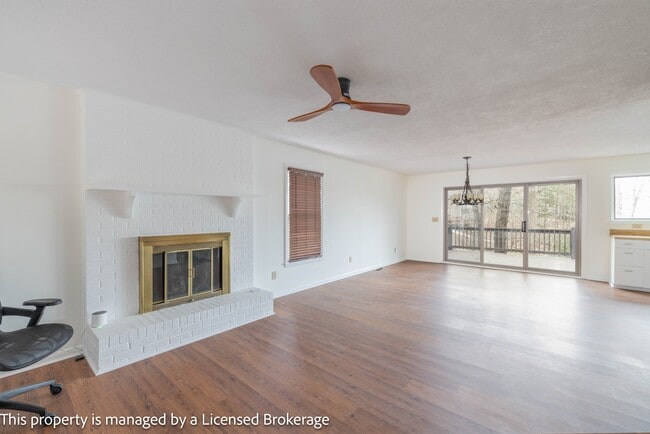 Building Photo - 418 Fiddlers Ghost Cir