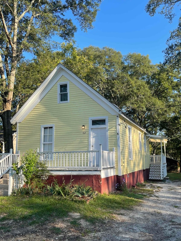 Building Photo - 162 Johnson St