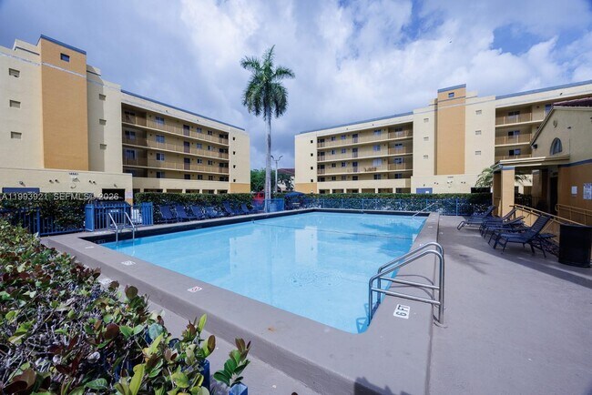 Building Photo - 14920 SW 82nd Ln