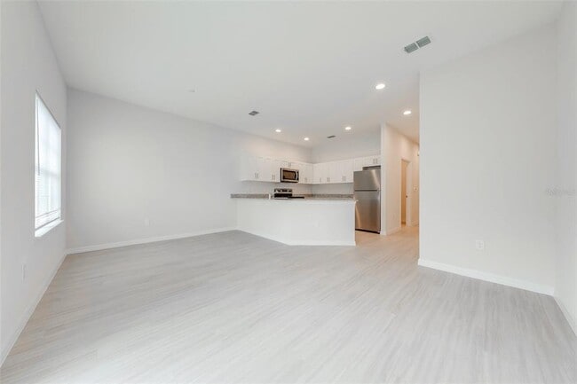 Building Photo - 2139 Penny Ln
