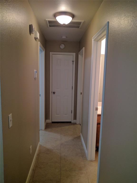 Building Photo - 416 Cherokee Gate Dr