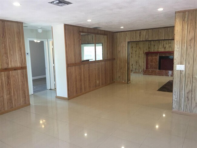 Building Photo - 720 N 66th Ter HOLLYWOOD, FL 33024