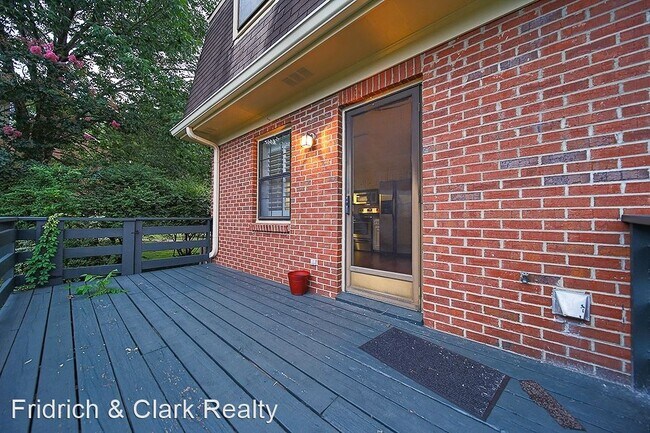Building Photo - 2 br, 1.5 bath House - 5756 Stone Brook Drive