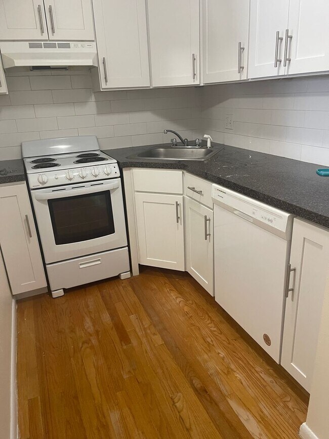 Building Photo - 30 Allston St