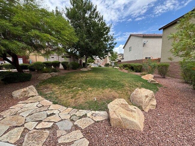 Building Photo - Stunning 4-Bedroom Two-Story Home w/ Loft, and community amenities located in Providence Community!