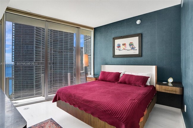 Building Photo - 300 Biscayne Blvd Way