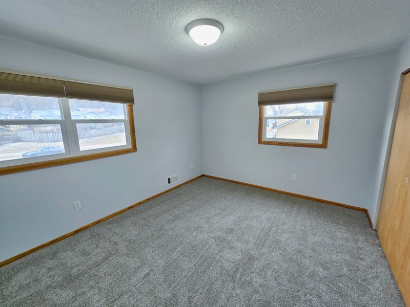 Building Photo - 725 Elton Hills Dr NW